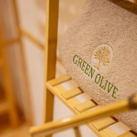 Olive Luxury