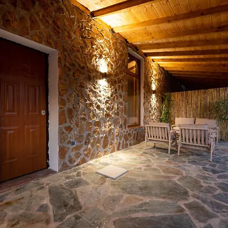 Olive Luxury Ferienhaus Paliouri